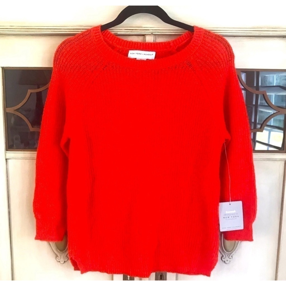 New Women’s New York Laundry Essentials Will Blend Red Fuzzy Sweater | Sz Med